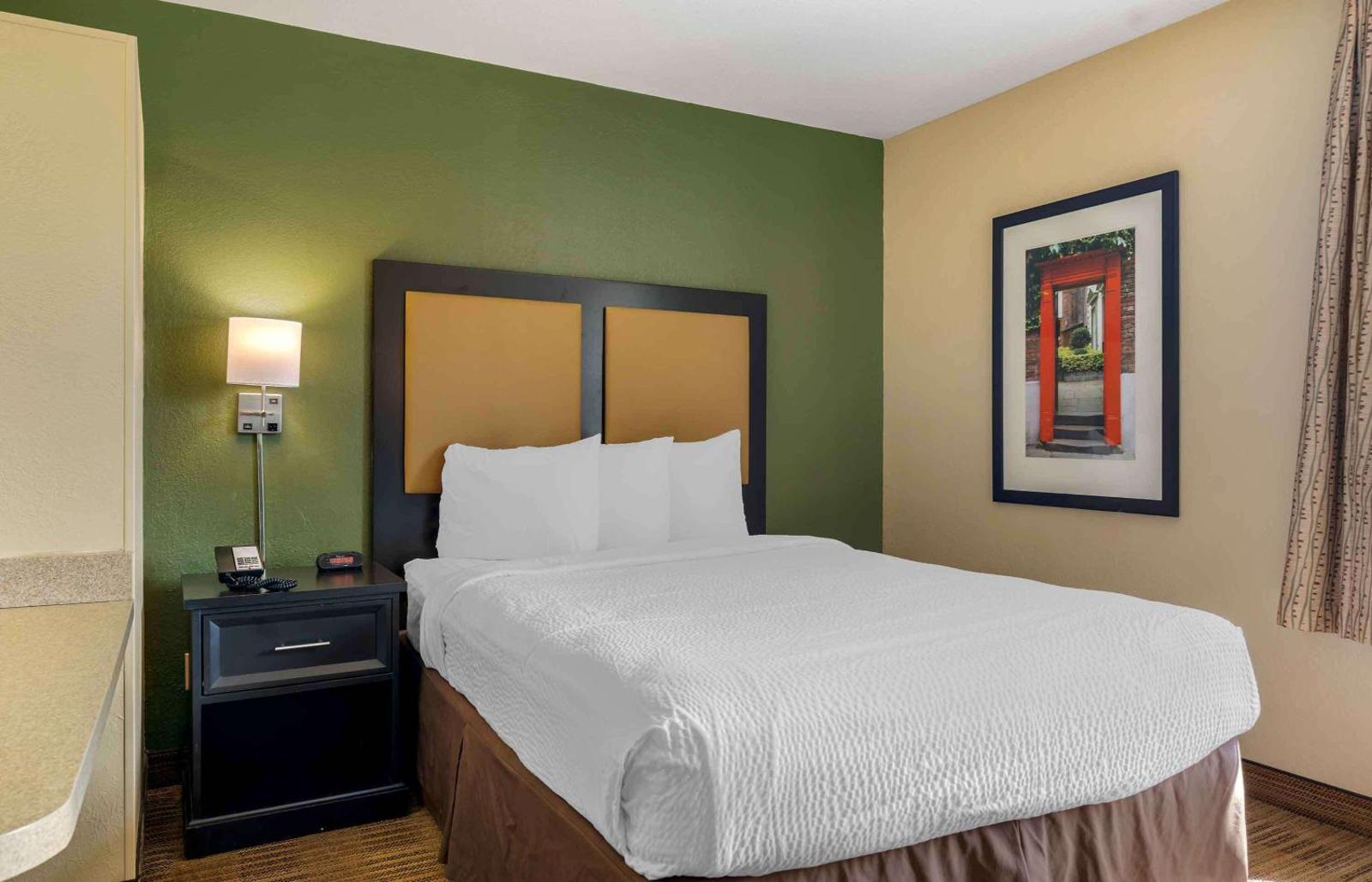 Extended Stay America Suites - Chicago - Gurnee Main image 2
